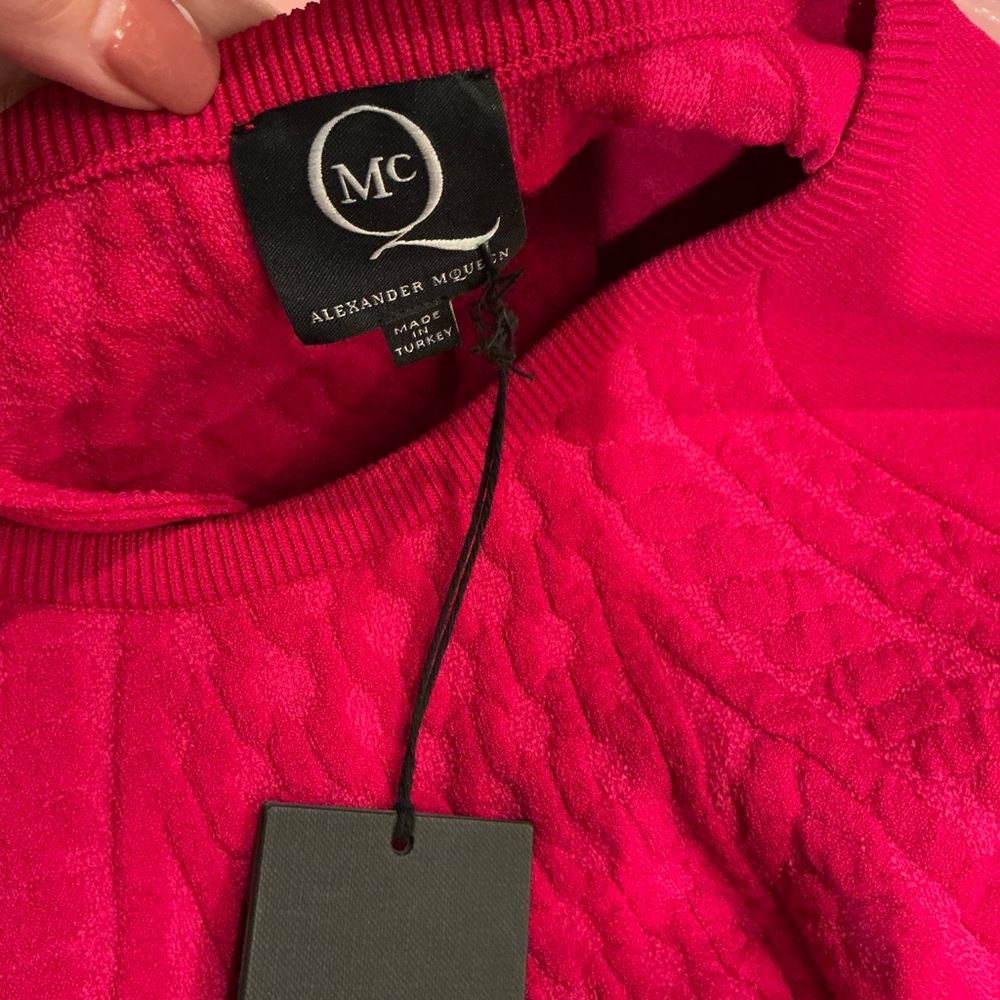 Alexander McQueen Fuchsia Knit Midi Dress - Picture 9 of 12